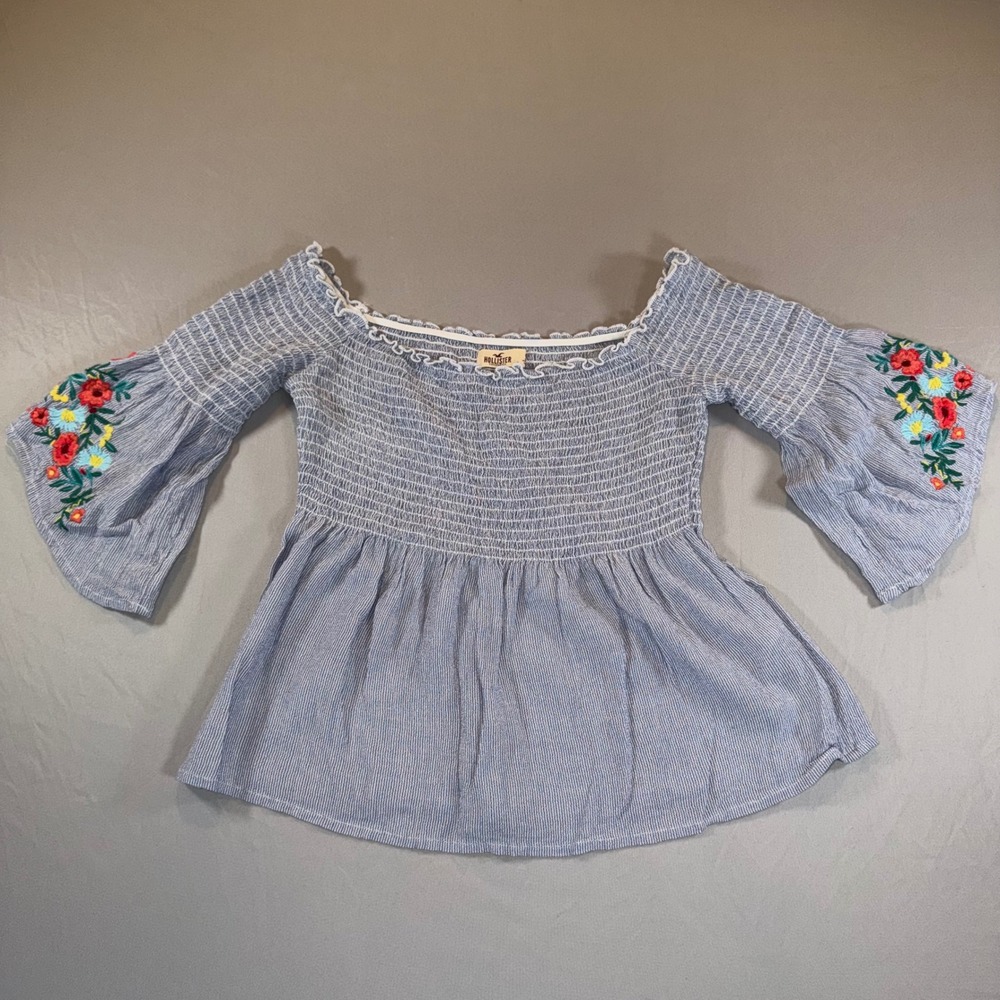 Hollister Shirt Smocked Floral Embroidered Top Blue Small Boho Festival